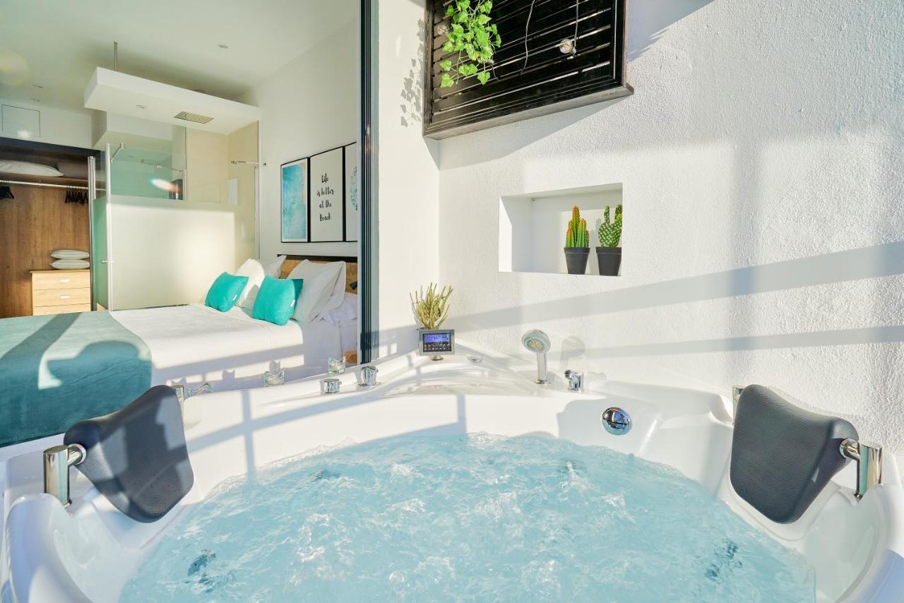 Suite Del Mar Luxury Apartment With Jacuzzi Torremolinos Exteriér fotografie